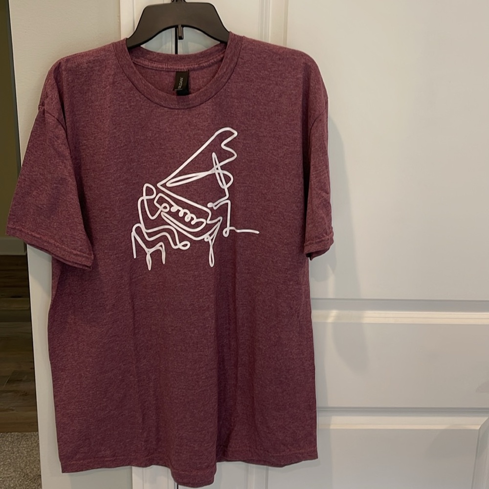 Unisex piano drawing tee, purple/ heathered dark pink, size xl